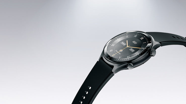 Reloj inteligente con correa negra y esfera clásica, diseño moderno para tecnología elegante.