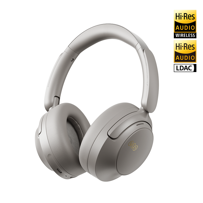 Auriculares inalámbricos QCY H3S en gris, tipo over-ear, vista frontal ligeramente inclinada hacia la derecha con certificaciones Hi-Res Audio Wireless y LDAC.
