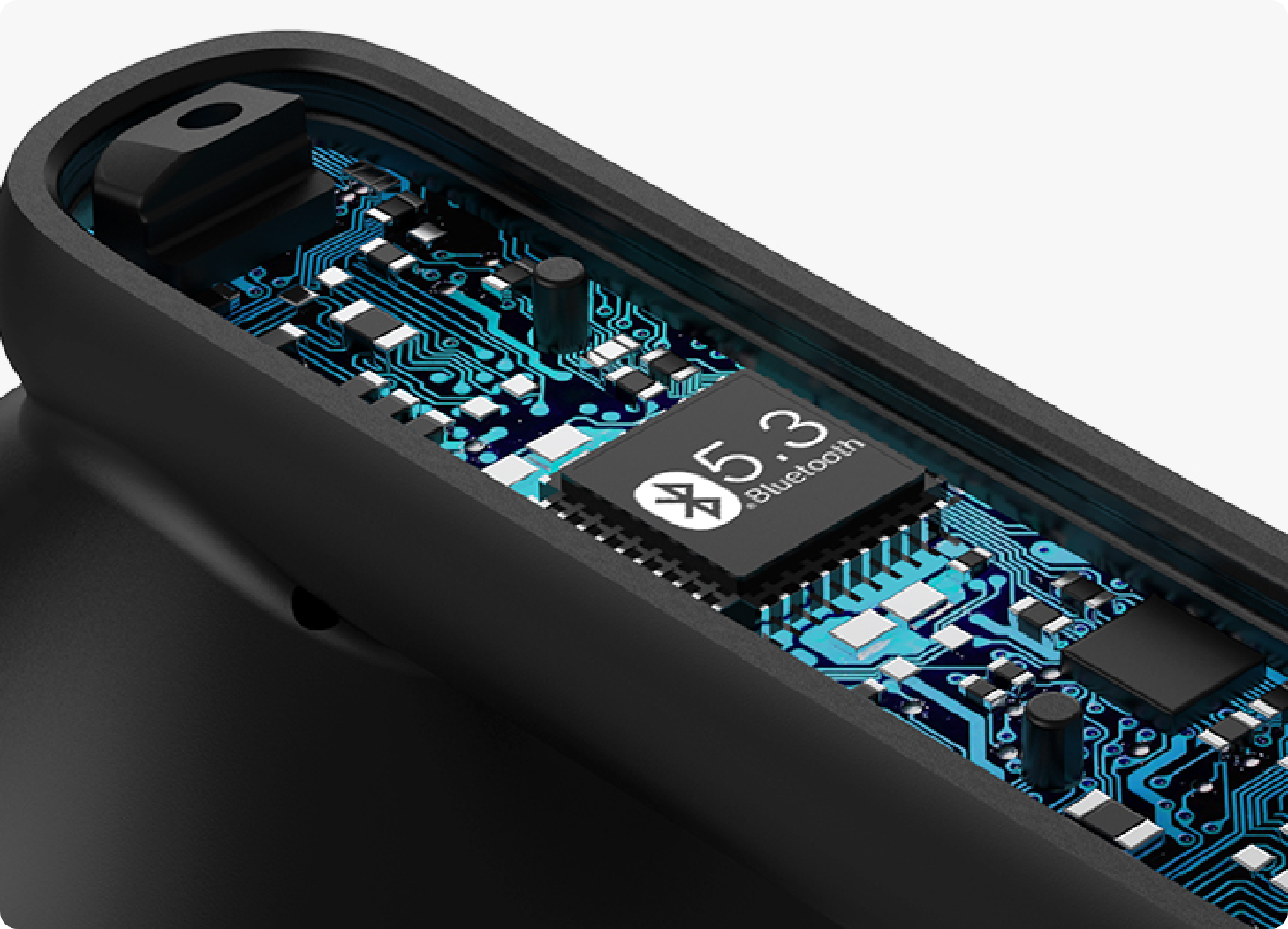 Chip Bluetooth 5.3 en dispositivo electrónico con placa de circuito azul