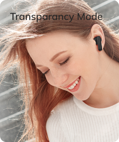 Mujer con tapones para los oídos en modo transparencia: escuche su entorno