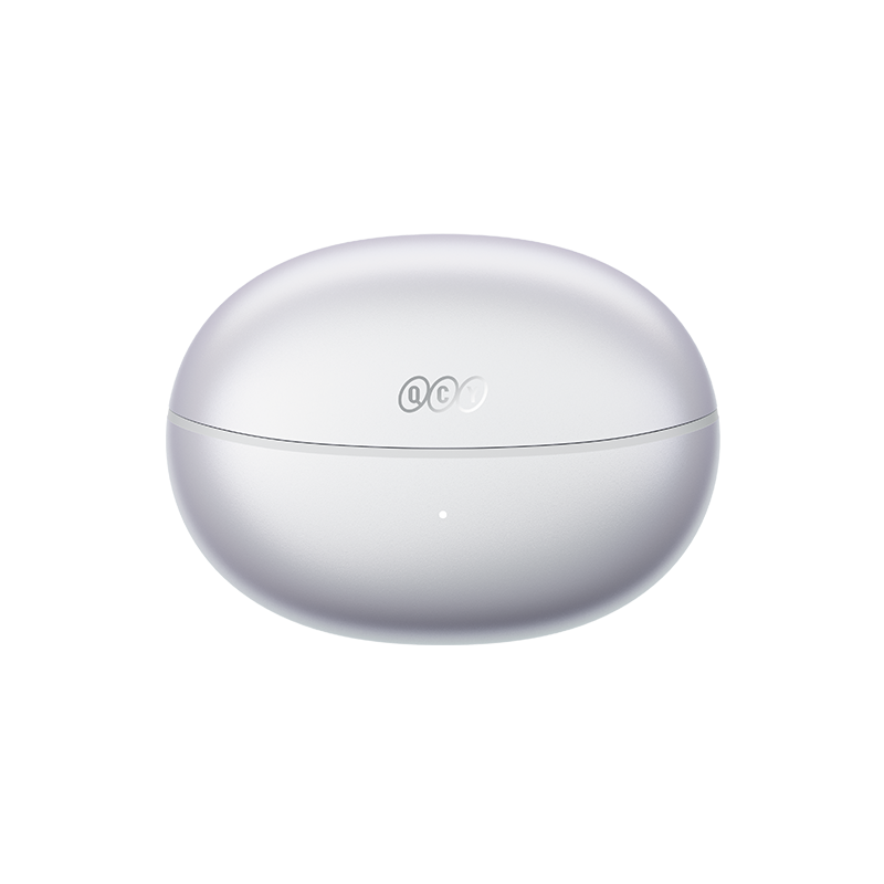 QCY Crossky C30S estuche de carga blanco cerrado, vista frontal con el logo de QCY y pantalla LED